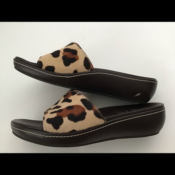 💖Host Pick💖Franco Sarto leather slide sandals w/ cheetah pattern - Picture 3 of 6